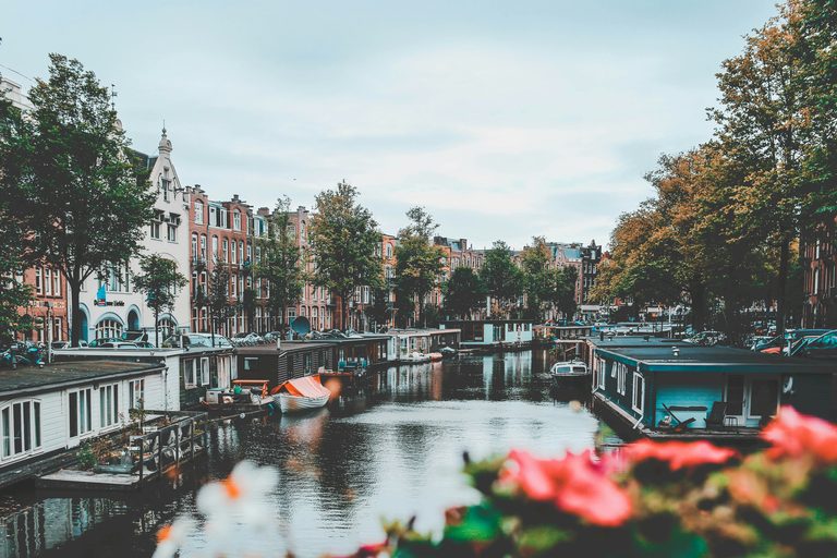 Crafting Unforgettable Travel Experiences